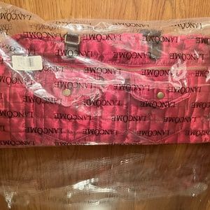 LANCOME SIGNATURE WEEKENDER PARIS FINALE QUILTED RED MAROON BRAND NEW WITH TAGS